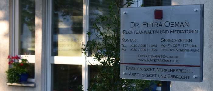 Rechtsanwalt in Berlin für Familienrecht, Erbrecht, Arbeitsrecht und Verkehrsrecht finden